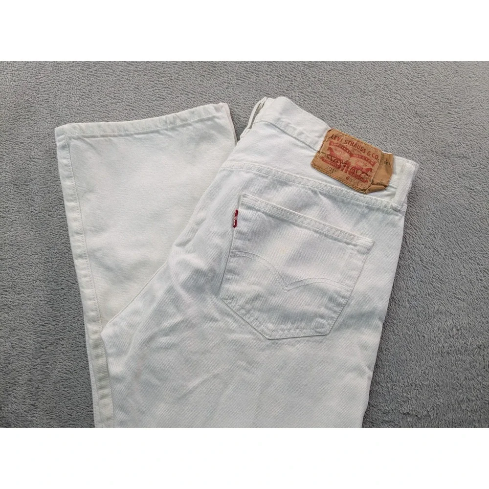 Levis 501 Original Fit White Denim Jeans Mens 33x32 Button Fly Straight Leg